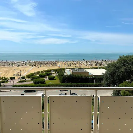 Flat With Wonderful Sea View-beahost 公寓 *